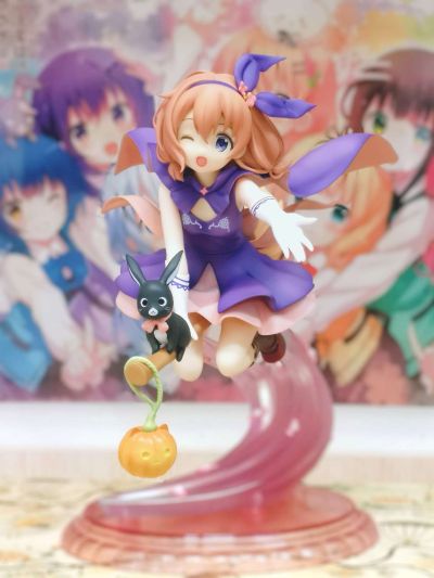 请问您今天要来点兔子吗？BLOOM 保登心爱 (奇幻万圣节) 限定版（眨眼Ver.）