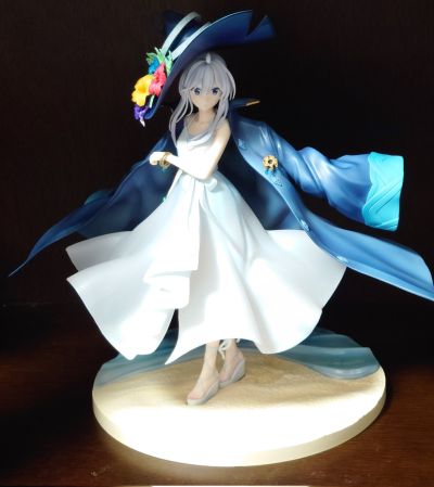 魔女之旅 伊蕾娜 夏日白裙