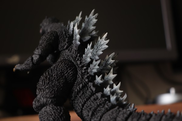 S.H.MonsterArts 哥斯拉 (2004)