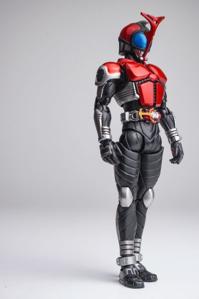 S.H.Figuarts(真骨雕制法) 假面骑士甲斗王 骑士形态