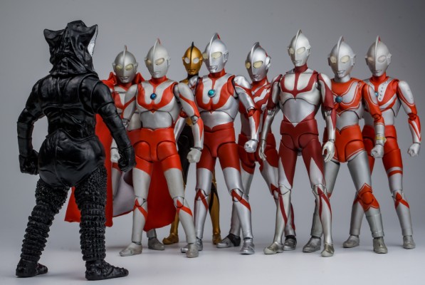 S.H.Figuarts  奥特曼 50周年纪念版