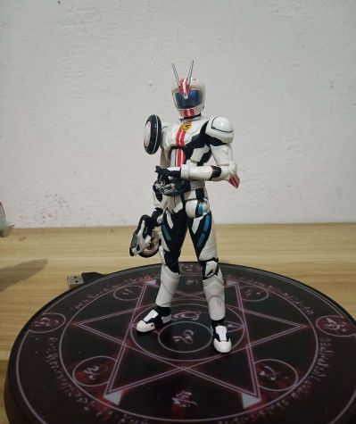 S.H.Figuarts 假面骑士驰骑 假面骑士马赫