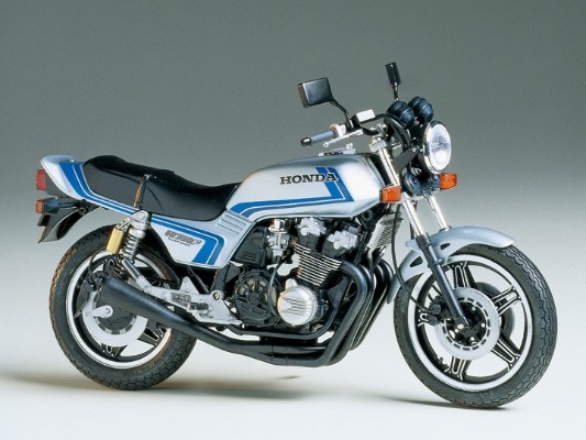 1/12 摩托车系列 No.66 本田 CB750F 特别调整版
