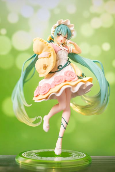 初音未来 童话仙境珍藏人偶 睡美人