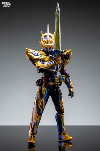 S.H.Figuarts   假面骑士刀剑 天方骑士谭