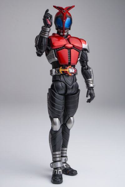 S.H.Figuarts(真骨雕制法) 假面骑士甲斗王 骑士形态