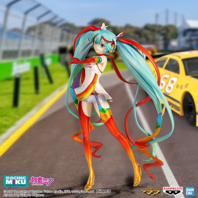 眼镜厂经典  初音未来赛车女郎 赛车未来2016