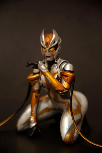 figuarts 特利迦奥特曼 卡露蜜拉