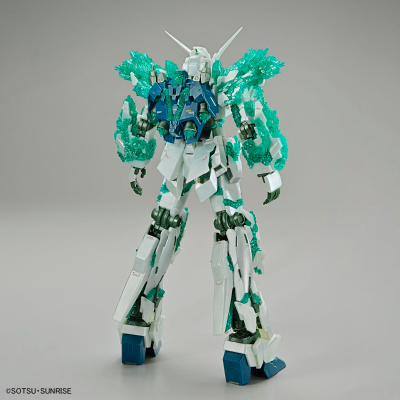 MG  高达基地限定 机动战士高达独角兽 独角兽高达（光之结晶体）