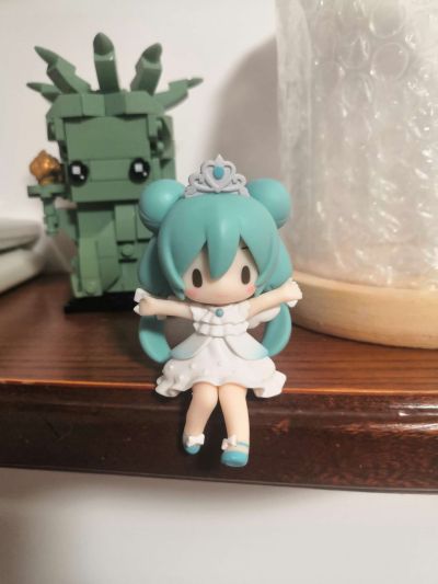 MP 小坐系列 初音未来 15周年纪念款