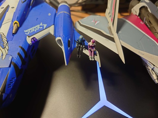 DX超合金 超时空要塞DELTA 绝对LIVE VF-31AX  卡伊洛斯 进阶型 （米拉吉·法莉娜·吉纳斯专用机）