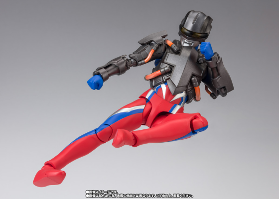 S.H.Figuarts  奥特银河格斗系列 修行甲赛罗