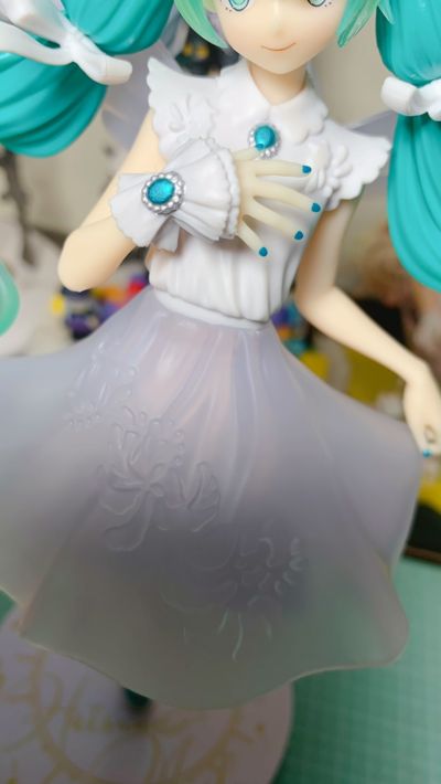 超级景品 “初音未来15周年纪念” 原画师：KEI