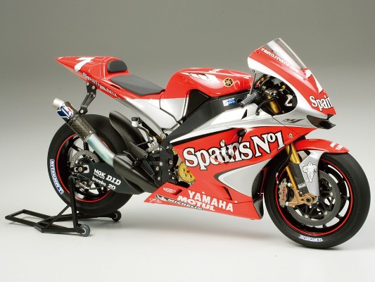 1/12 摩托车系列 No.100 雅马哈 YZR-M1 '04 No.7/No.33