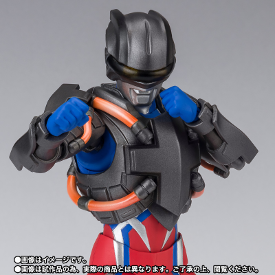 S.H.Figuarts  奥特银河格斗系列 修行甲赛罗