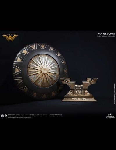 DC系列 神奇女侠 盾牌 道具复制品 宝丽石版