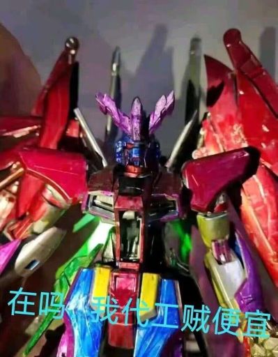 PG 1/60  能天使高达+战损配件 (赛博配色)
