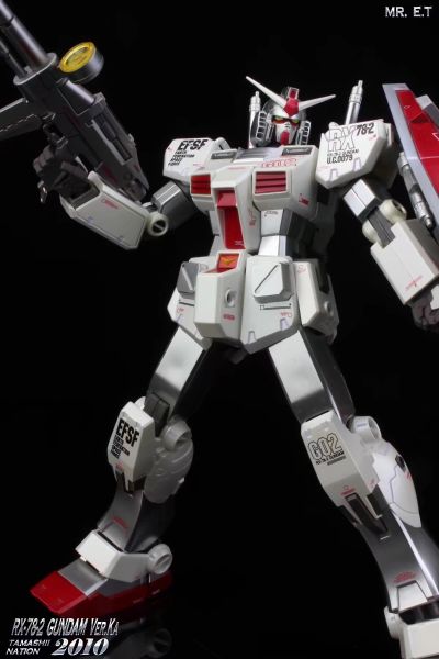 GUNDAM FIX FIGURATION METAL COMPOSITE RX-78-2 高达 Ver.Ka  Roll Out Colors（魂商店限定）