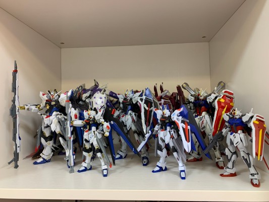 METAL BUILD 机动战士高达SEED Destiny ZGMF-X42S 命运高达（Full Package）