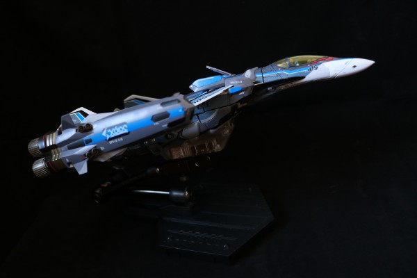 DX超合金  超时空要塞DELTA 绝对LIVE VF-31AX 卡伊洛斯 进阶型(疾风专用机) 专用超级零件套装