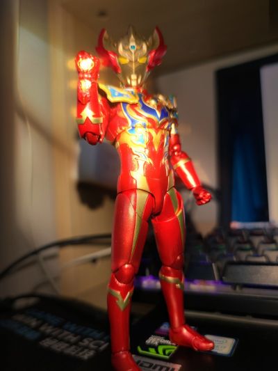 S.H.Figuarts  捷德奥特曼 原始形态