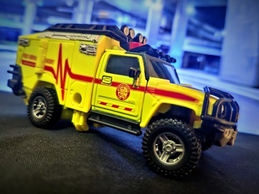 变形金刚 PREMIUM FINISH PF SS-04 救护车