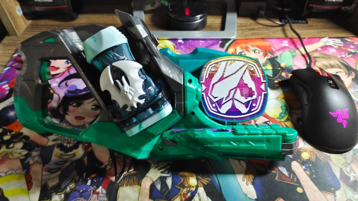 假面骑士利维斯系列 变身腰带 DX双面驱动器