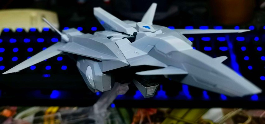 M.S.G 可变骨架系统 01 迦楼罗机甲（白鲸）