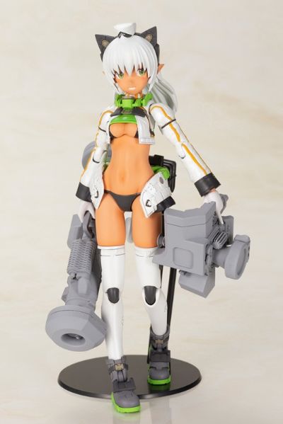 岛田文金艺术集 机甲少女 阿西娅 异色版 + FGM148 标枪反坦克导弹