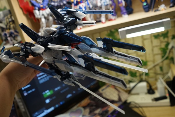 HG 提坦斯的旗下 TR-6高达 [海瑟斯雷Ⅱ·拉][透明配色]