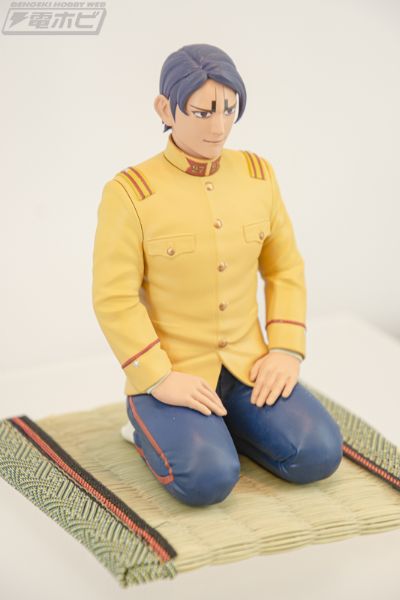 小坐系列    黄金神威  鲤登少尉