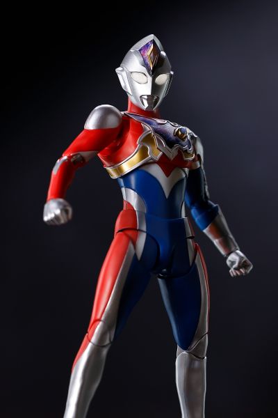 S.H.Figuarts 德凯奥特曼 德凯奥特曼 闪亮型