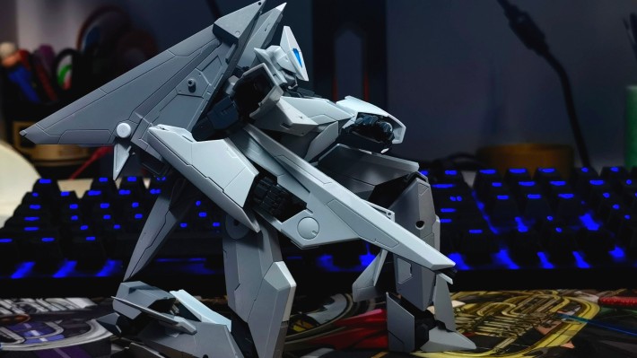 M.S.G 可变骨架系统 01 迦楼罗机甲（白鲸）