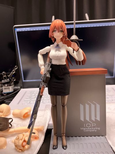 强袭魔女 ペリーヌ・クロステルマン  
