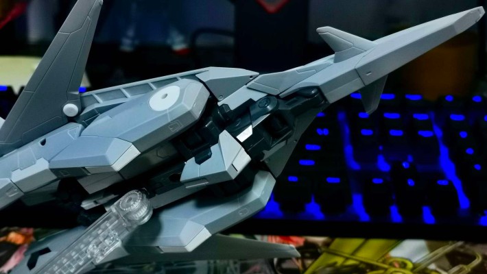 M.S.G 可变骨架系统 01 迦楼罗机甲（白鲸）