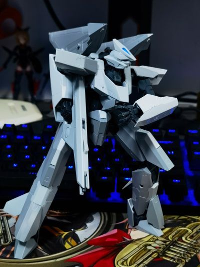 M.S.G 可变骨架系统 01 迦楼罗机甲（白鲸）