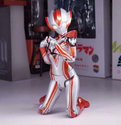S.H.Figuarts 罗布奥特曼系列 格丽乔奥特曼