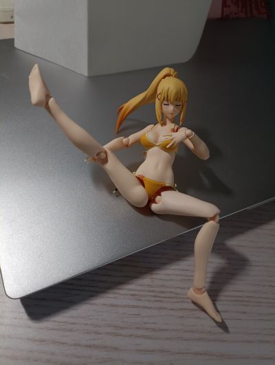 figma#EX-065 为美好的世界献上祝福！达克妮斯 泳装