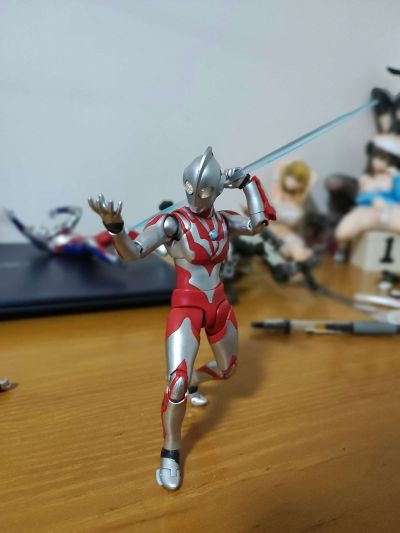 S.H.Figuarts 奥特银河格斗 命运冲突 利布特奥特曼