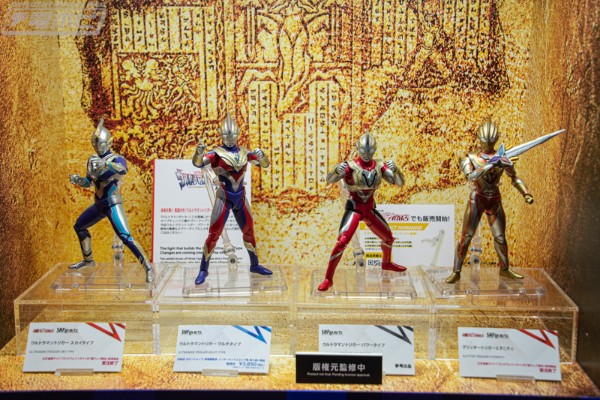 S.H.Figuarts 特利迦奥特曼 特利迦奥特曼 强力型