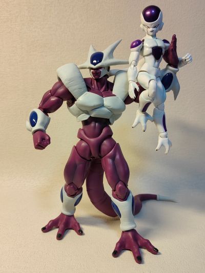 S.H.Figuarts  弗利萨 终极形态-复活