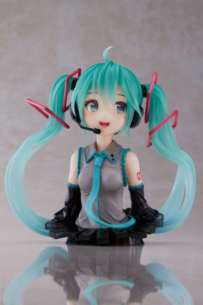 TAITO赏 初音未来39纪念日抽奖活动 A奖 初音未来胸像（原画师：藤原）