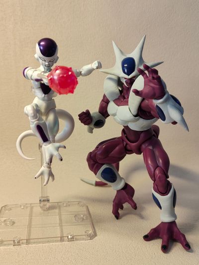 S.H.Figuarts  弗利萨 终极形态-复活