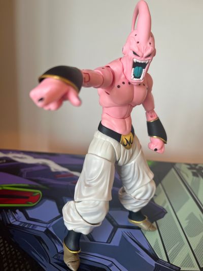 S.H.Figuarts 龙珠Z 魔人布欧-恶-