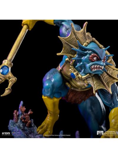 宇宙的巨人希曼 鱼人