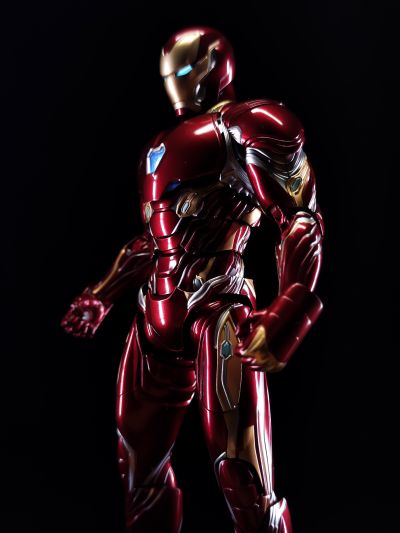 3Z0249 DLX 复仇者联盟3：无限战争 钢铁侠 50号装甲