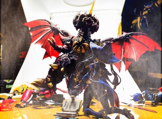 S.H.MonsterArts 哥斯拉大战戴斯特洛伊亚 戴斯特洛伊亚 （完全体） 特别配色版
