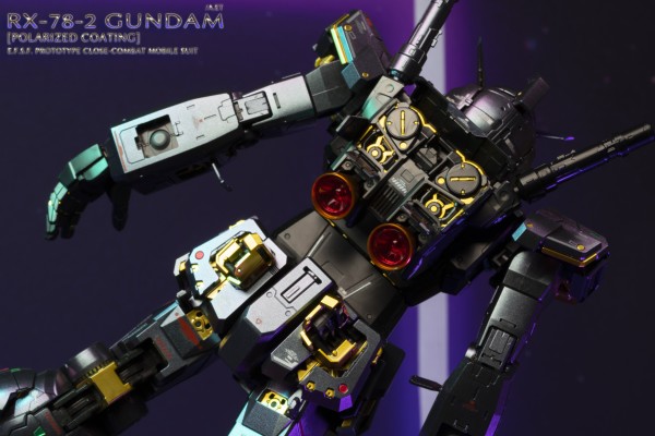 PG UNLEASHED 1/60 RX-78-2高达(偏光涂层版)