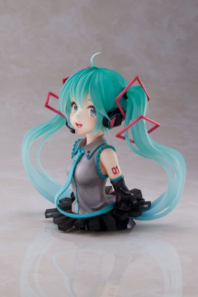 TAITO赏 初音未来纪念日抽奖活动 A奖 初音未来胸像（原画师：藤原）