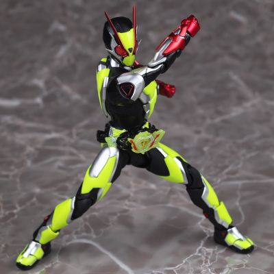 S.H.Figuarts  假面骑士零二（伊兹版）